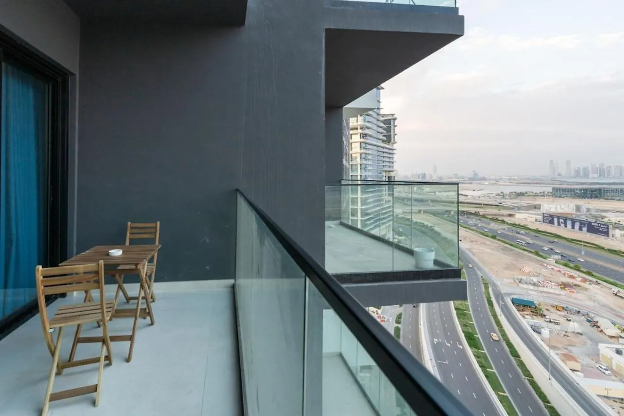 Contemporary Studio Apartment Dubai Business Bay!