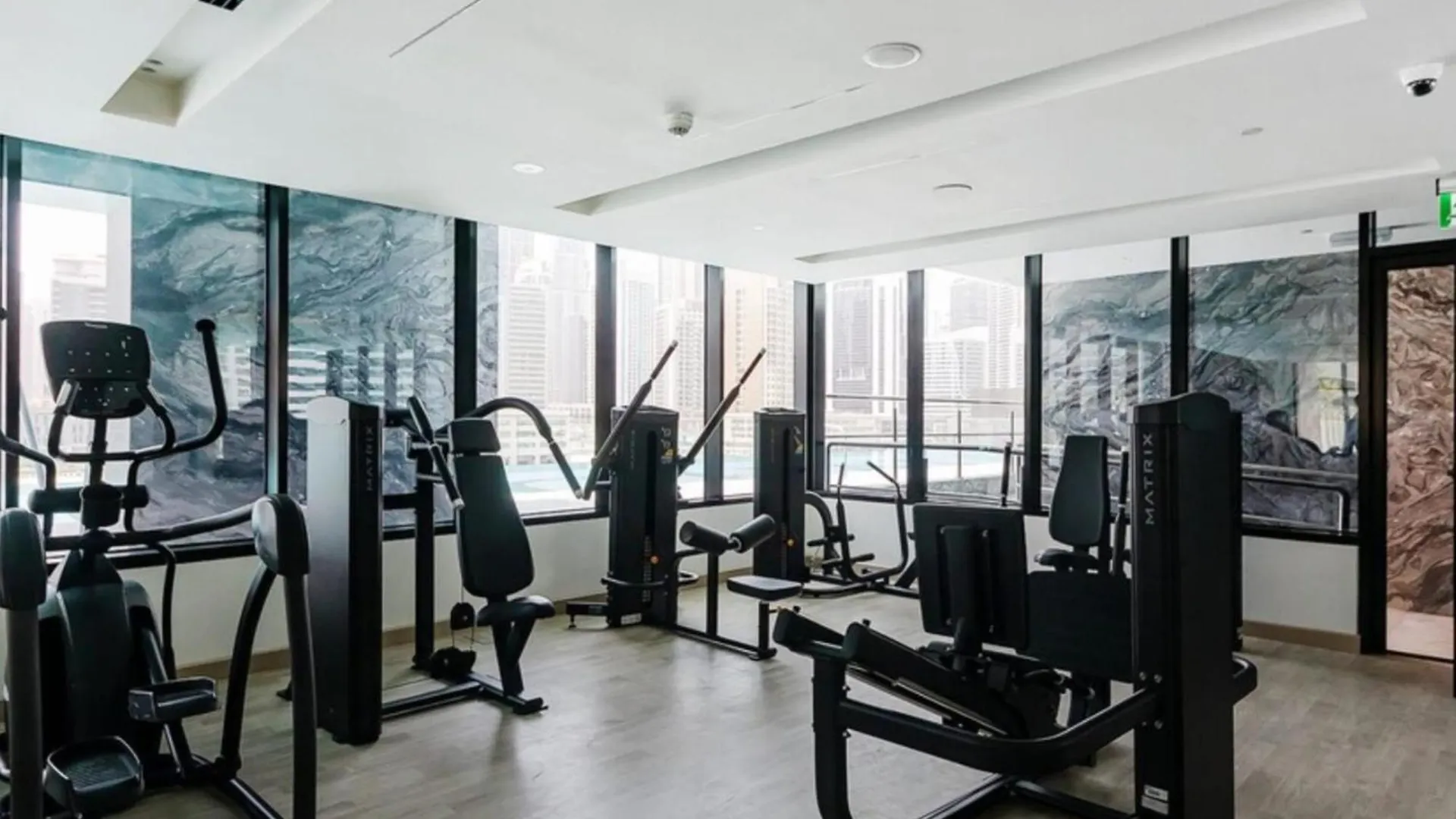 Contemporary Studio Apartment Dubai Business Bay!